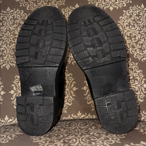 Forever 21 Black Ankle Boots - Picture 8 of 9